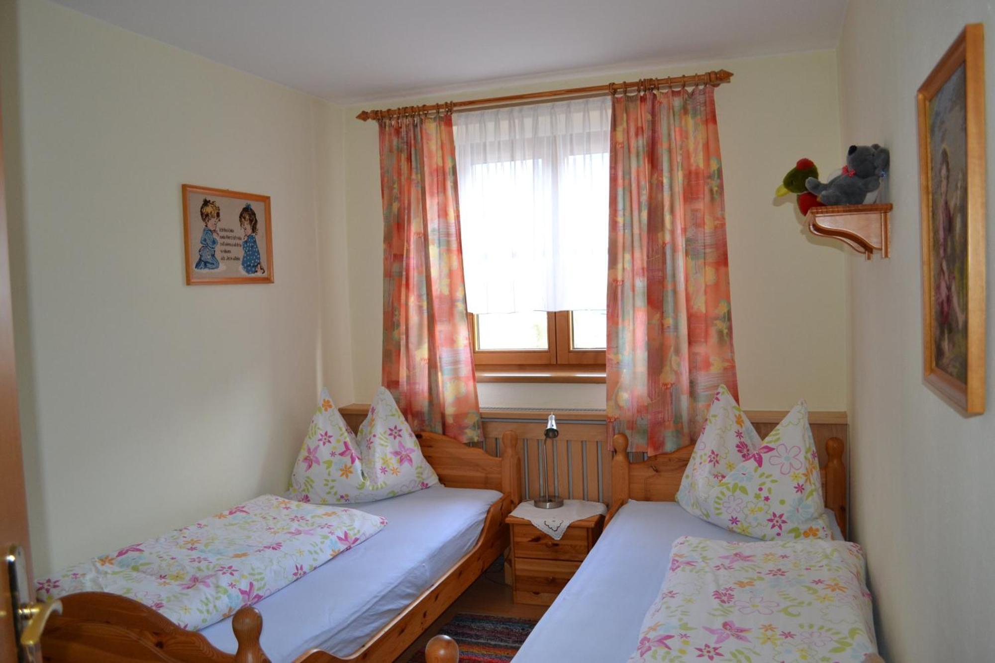 Villa Bio Angererhof Bad Häring Zimmer foto