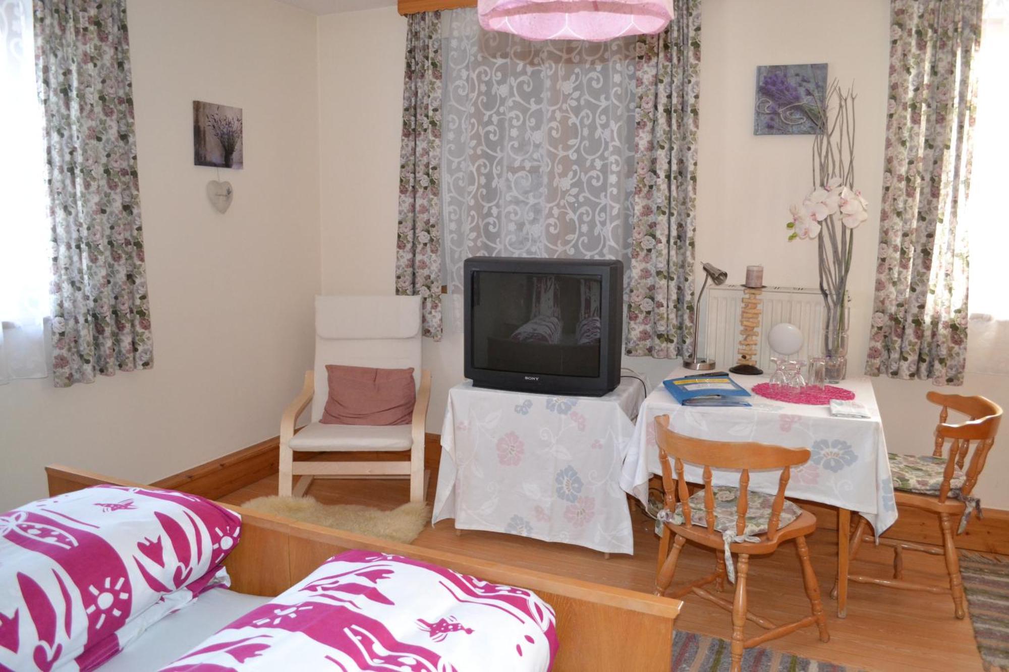 Villa Bio Angererhof Bad Häring Zimmer foto