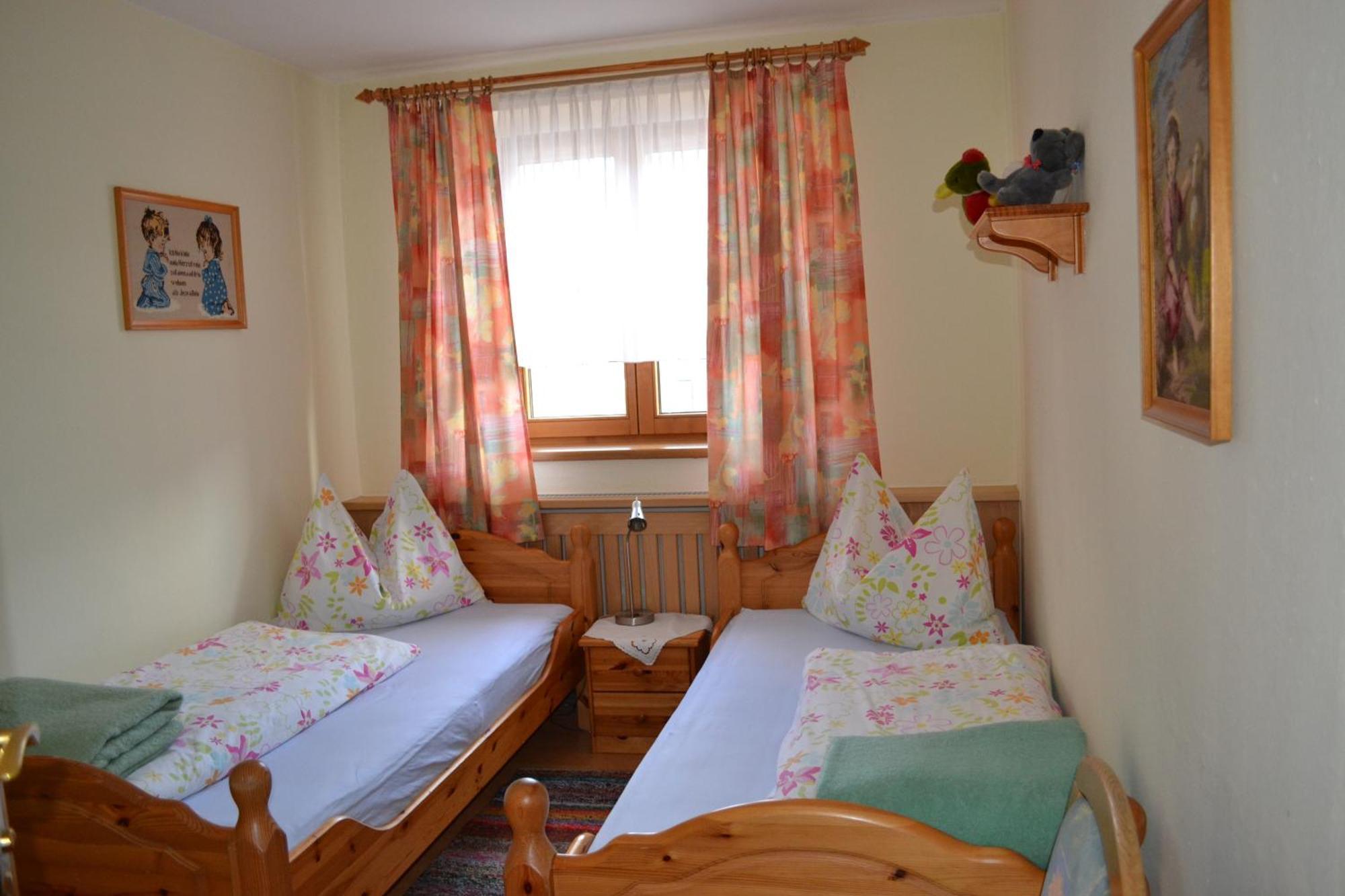 Villa Bio Angererhof Bad Häring Zimmer foto